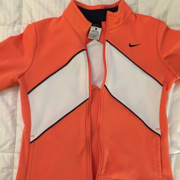 Nike Dri-Fit Full ZIP Running Jacket - Picture 3 of 8